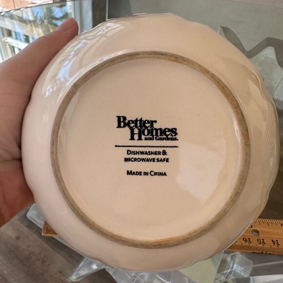 Coffee Mugs Better Homes and Gardens Medallion Wreath Cream Mist Set of 2 - Picture 7 of 9